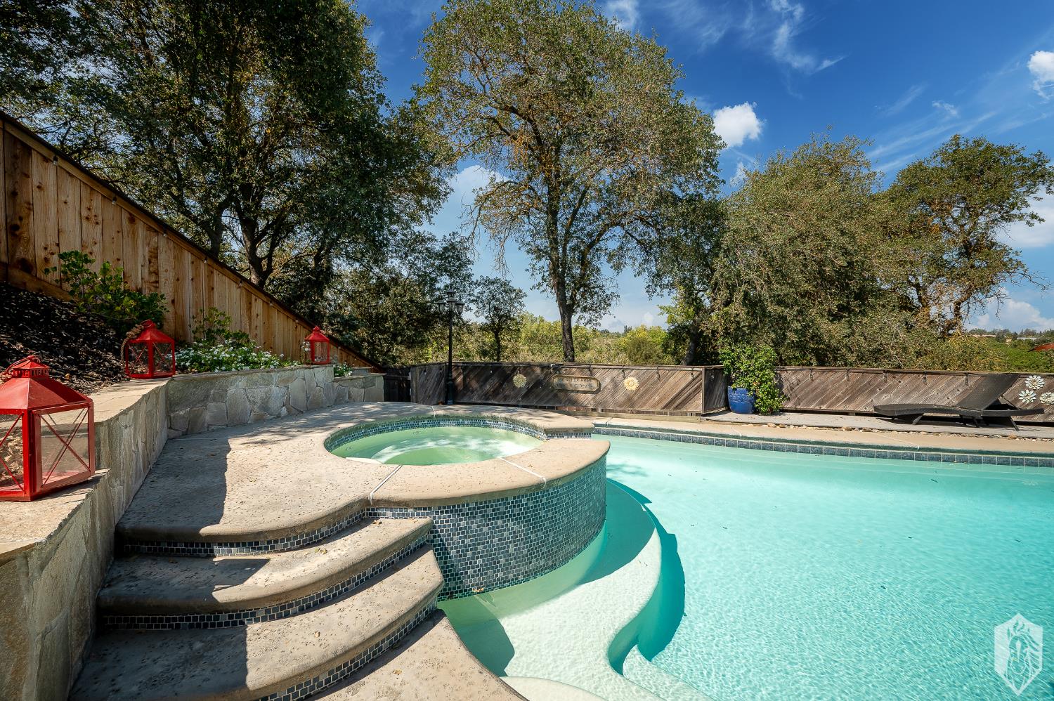 804 Hillswood Ct, Oakdale, CA 95361