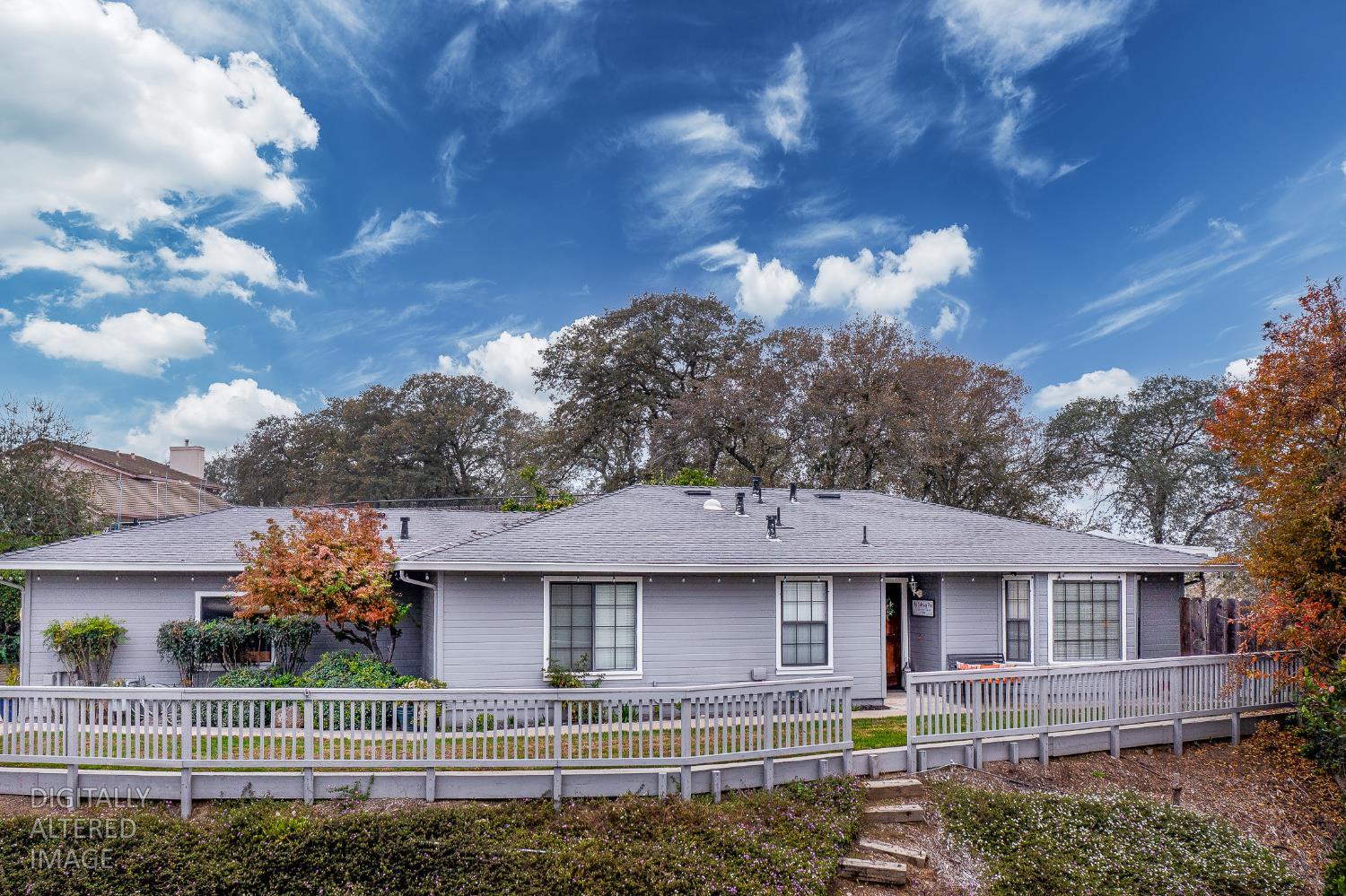 804 Hillswood Ct, Oakdale, CA 95361