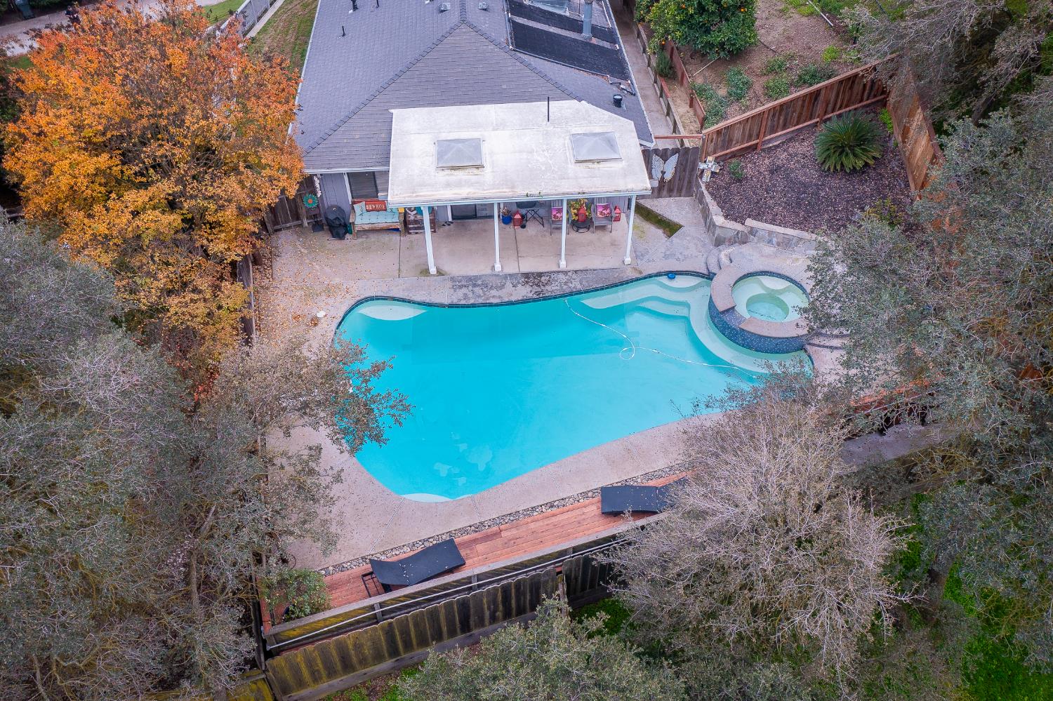 804 Hillswood Ct, Oakdale, CA 95361