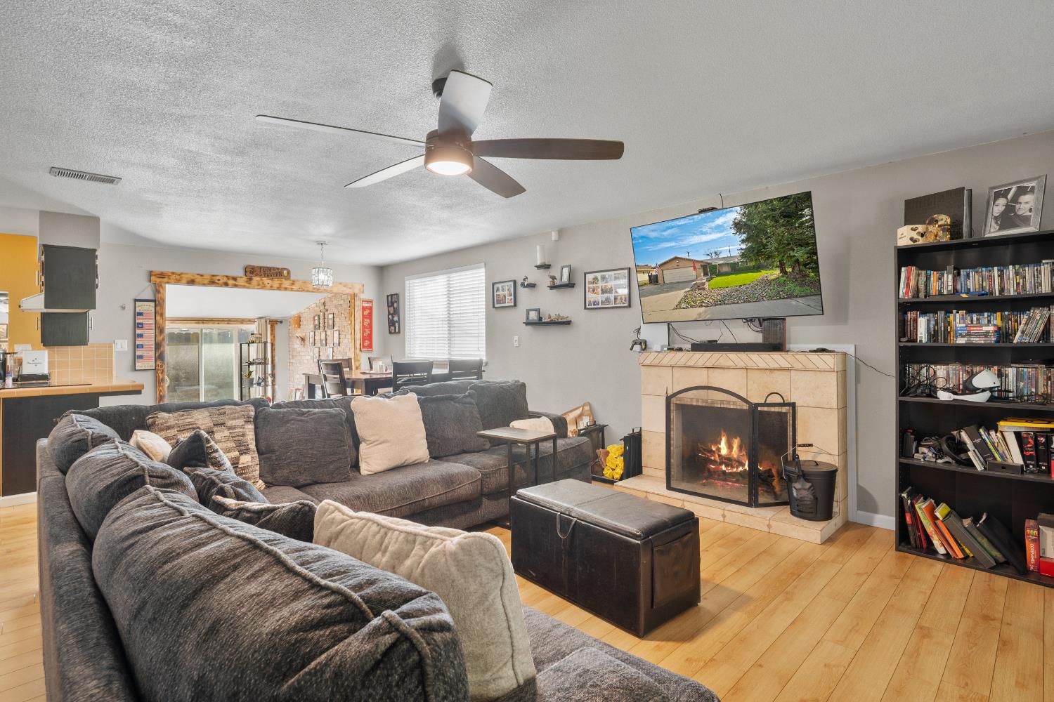 1430 Locke Rd, Modesto, CA 95355