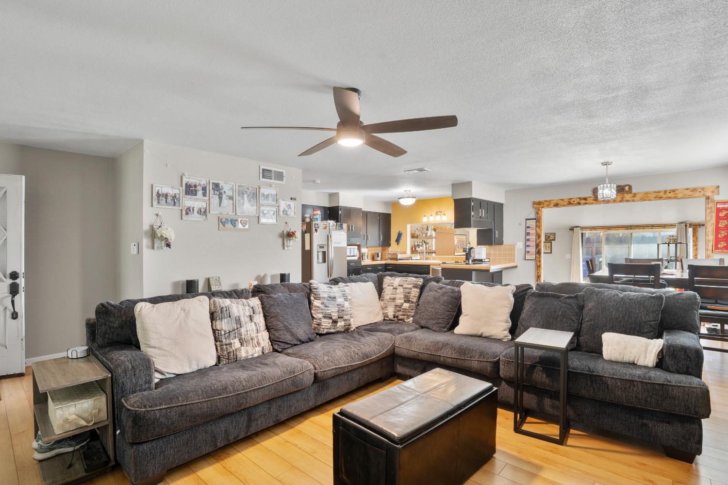 1430 Locke Rd, Modesto, CA 95355