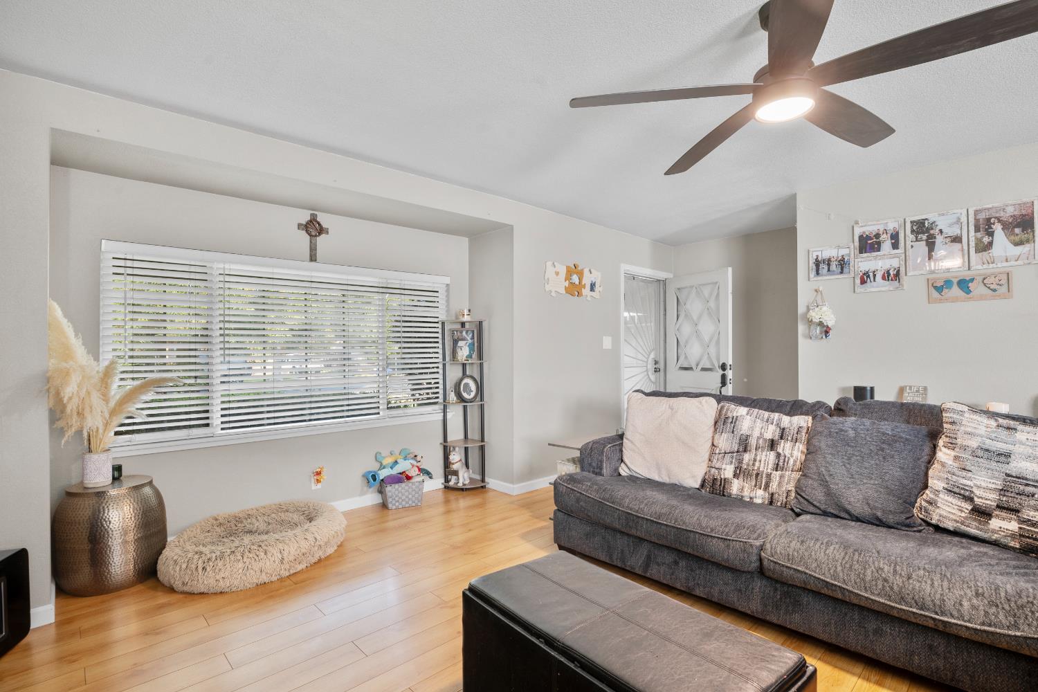 1430 Locke Rd, Modesto, CA 95355