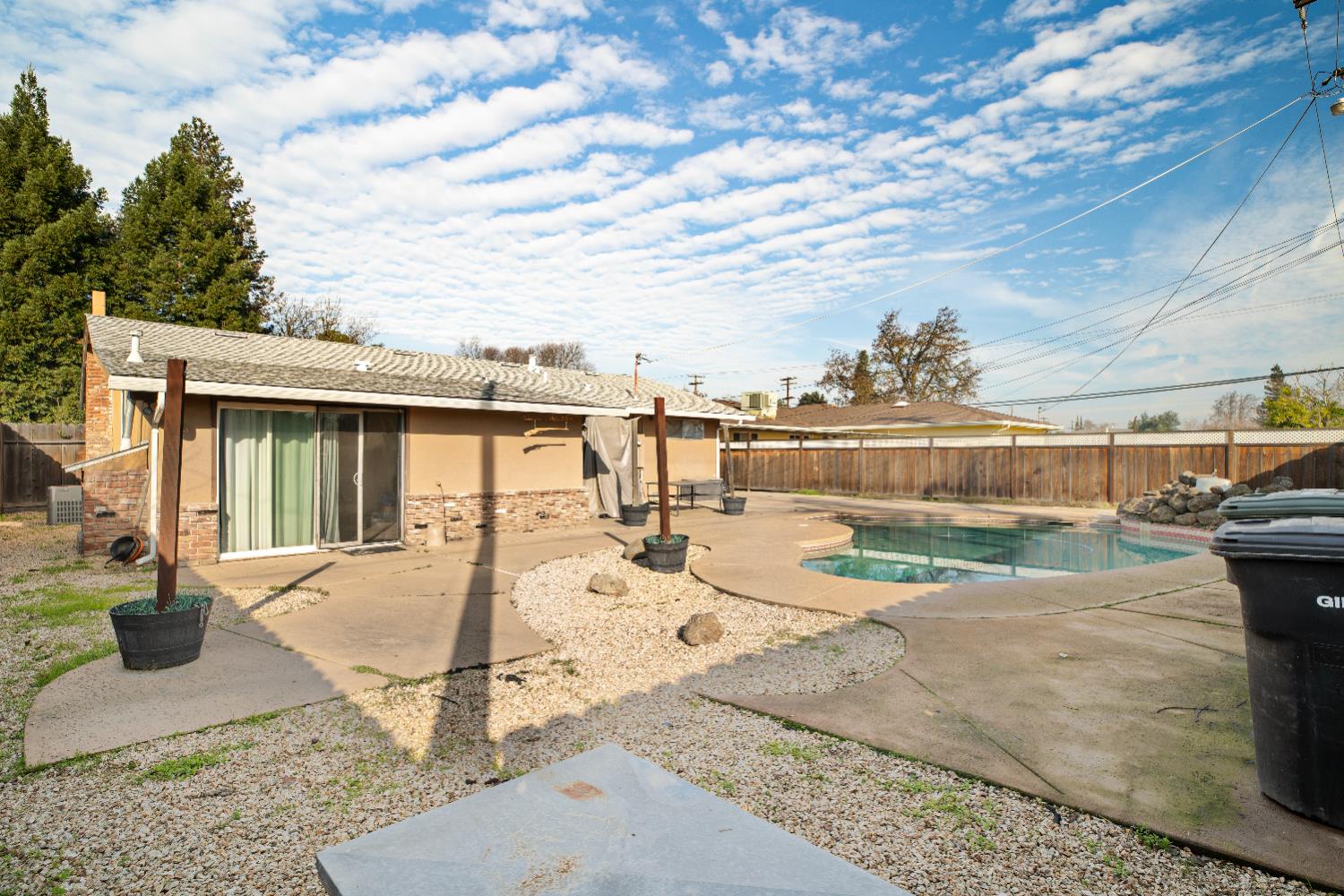 1430 Locke Rd, Modesto, CA 95355
