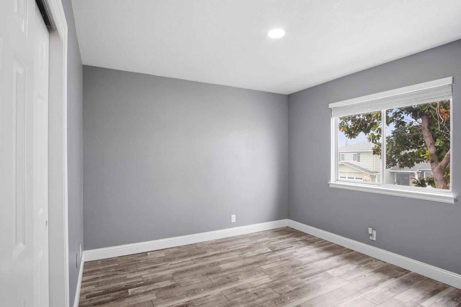 1336 Northgate Dr, Manteca, CA 95336