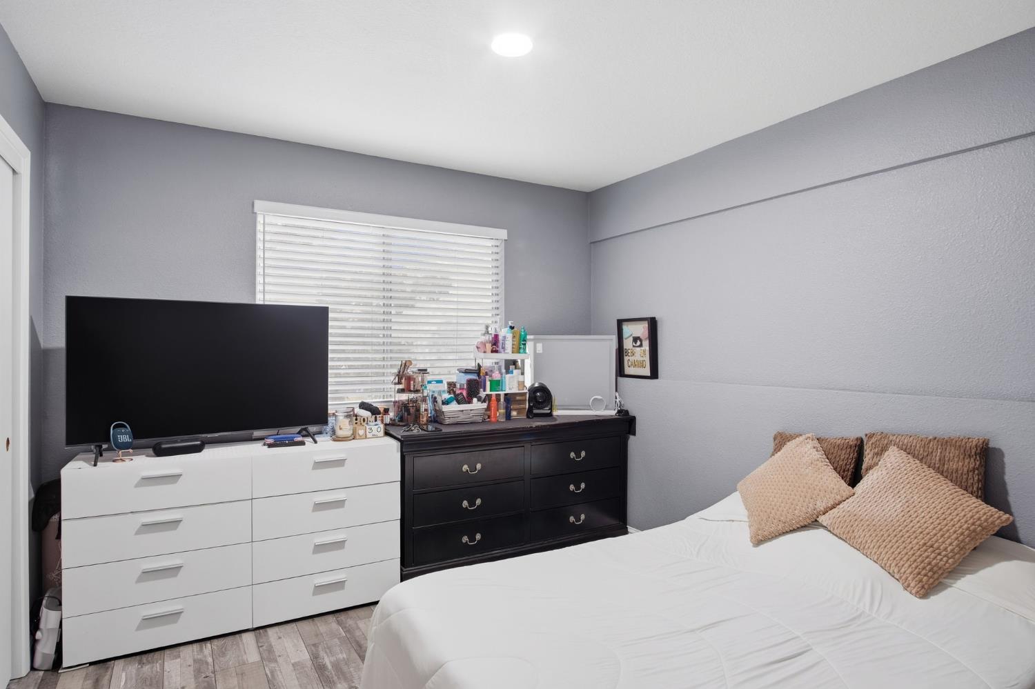 1336 Northgate Dr, Manteca, CA 95336