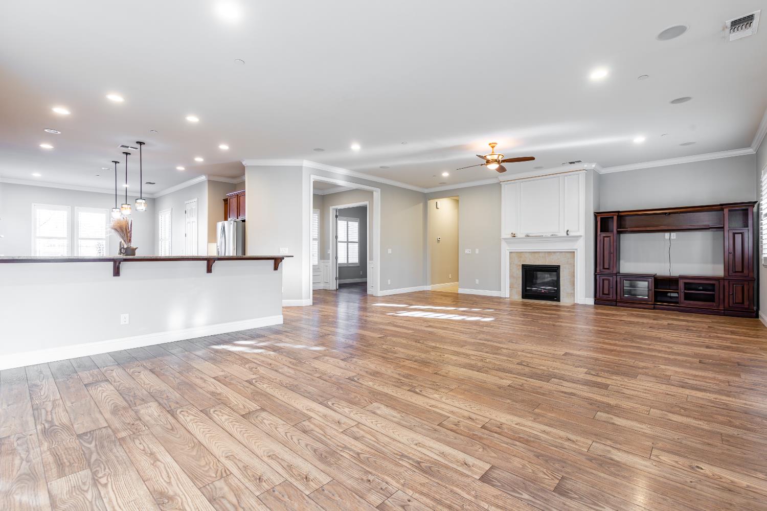 2141 Knollwood Ct, Manteca, CA 95336