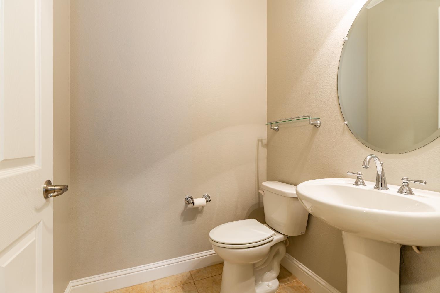 2141 Knollwood Ct, Manteca, CA 95336