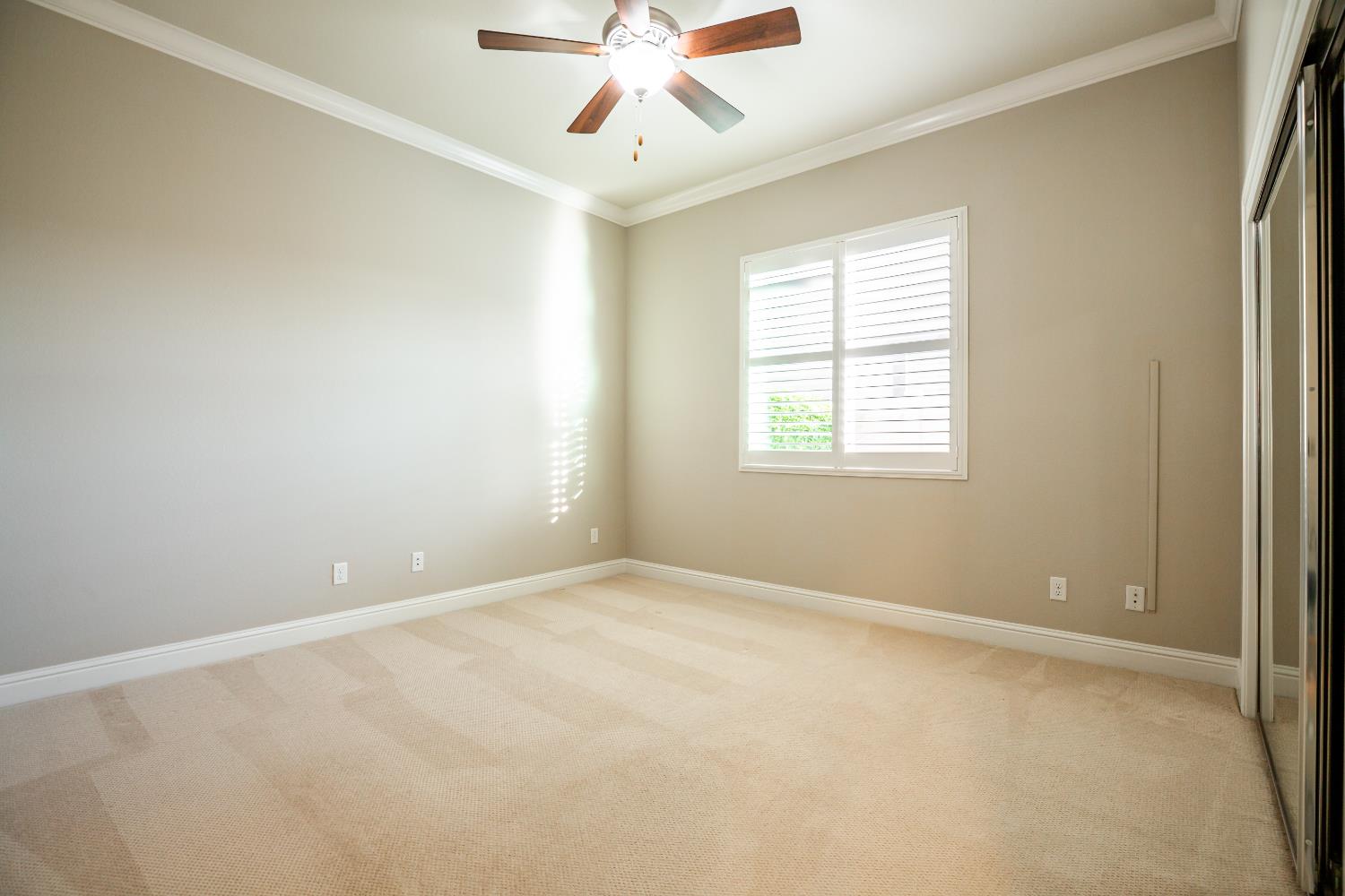 2141 Knollwood Ct, Manteca, CA 95336