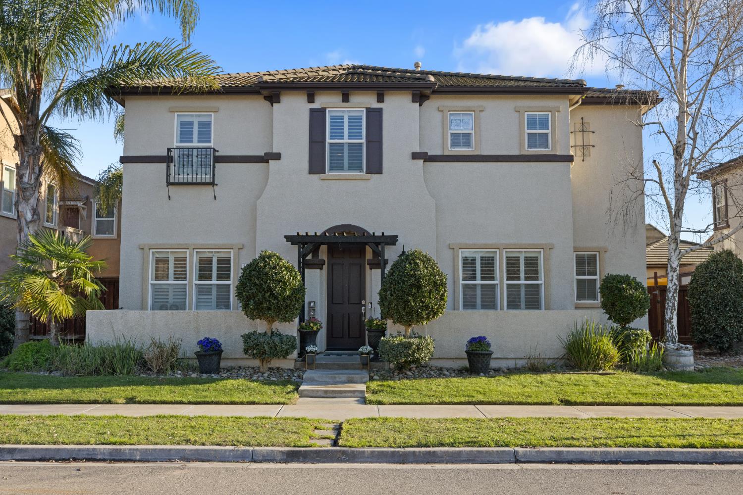 2555 Morgan St, Oakdale, CA 95361