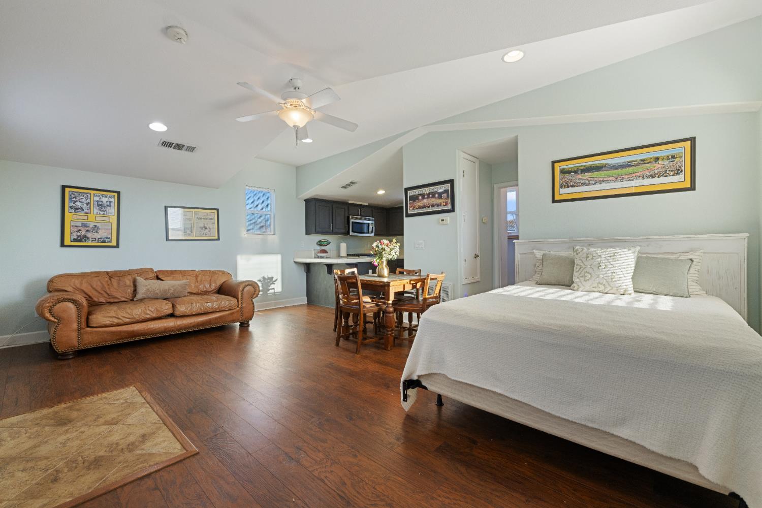 2555 Morgan St, Oakdale, CA 95361