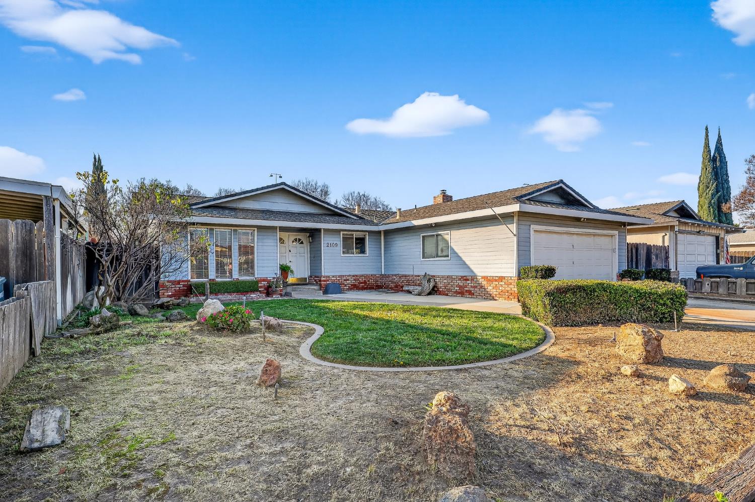 2109 Oriole Dr., Ceres, CA 95307