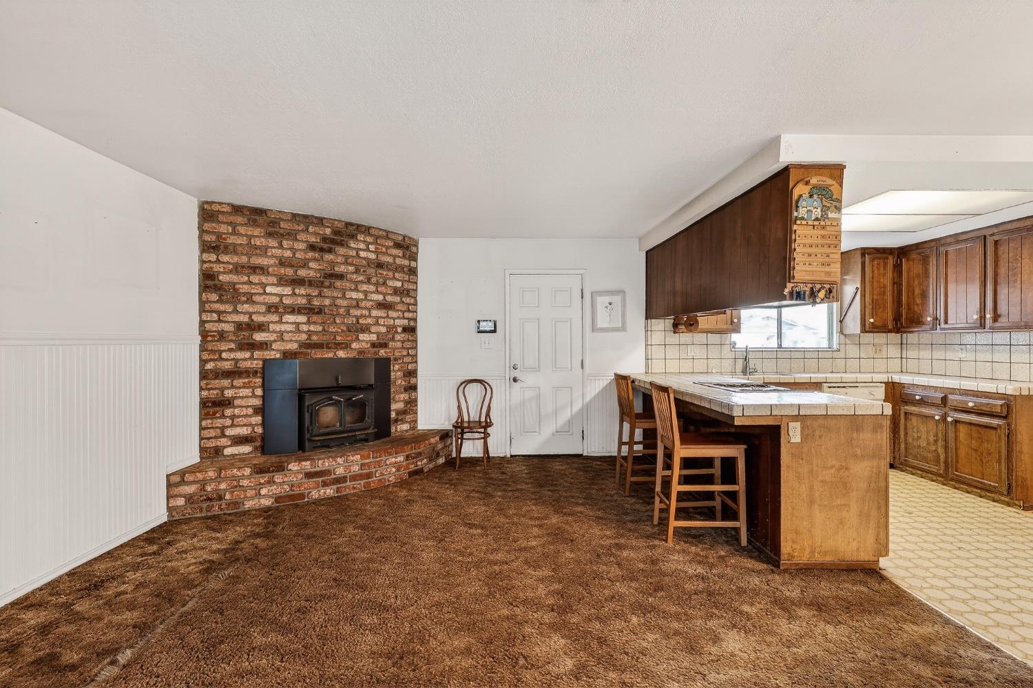 2109 Oriole Dr., Ceres, CA 95307