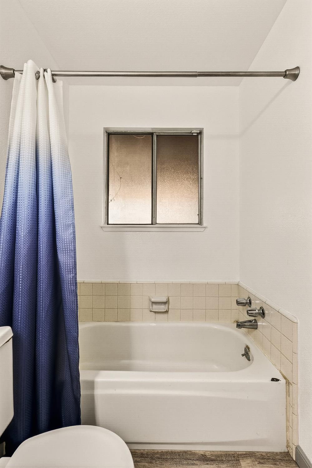 2109 Oriole Dr., Ceres, CA 95307