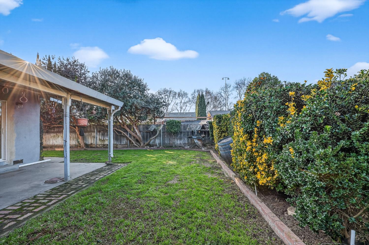 2109 Oriole Dr., Ceres, CA 95307