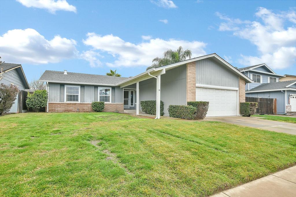 578 Schooner Pl, Manteca, CA 95337