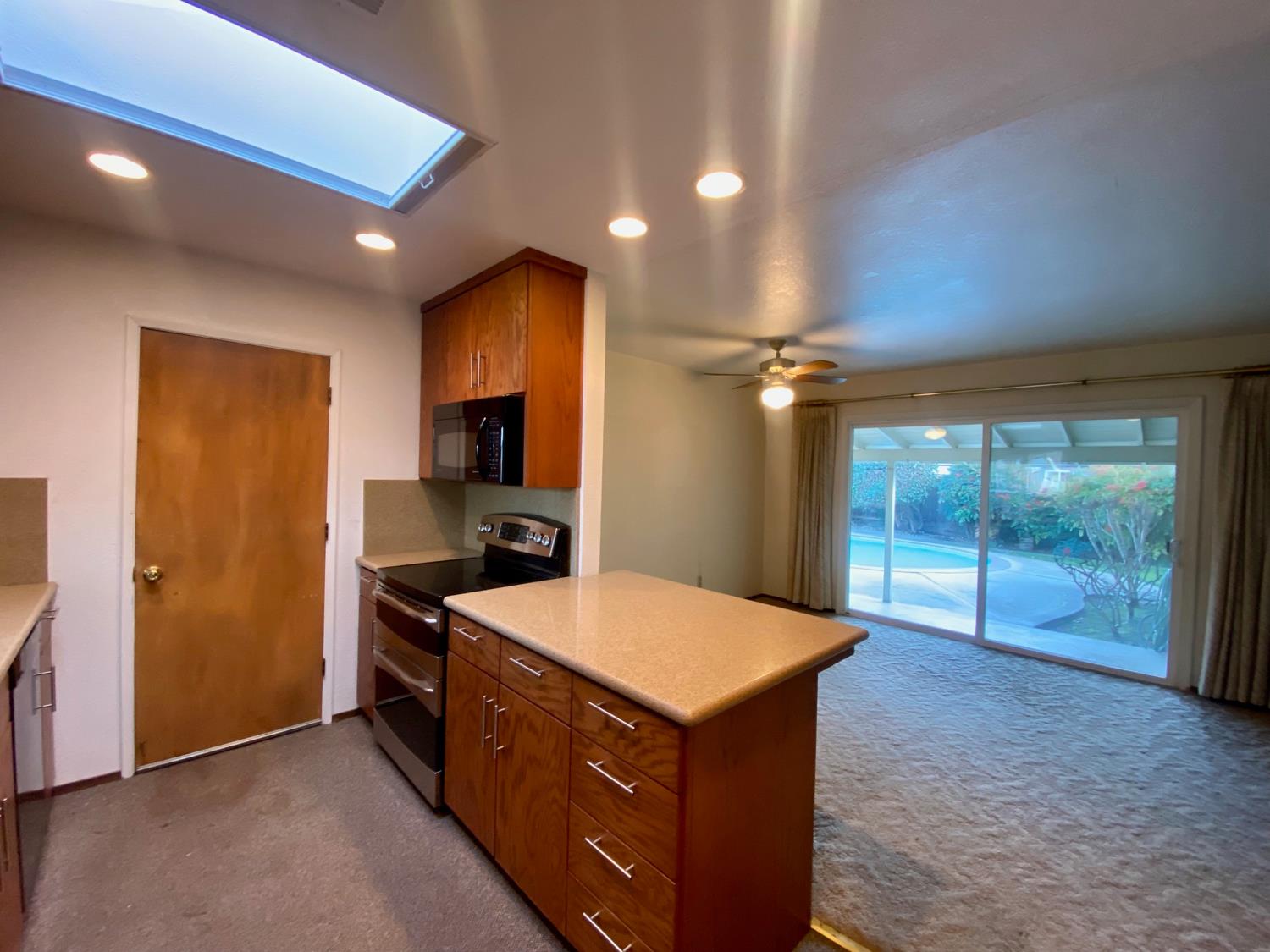 904 Malibu Ct, Modesto, CA 95350