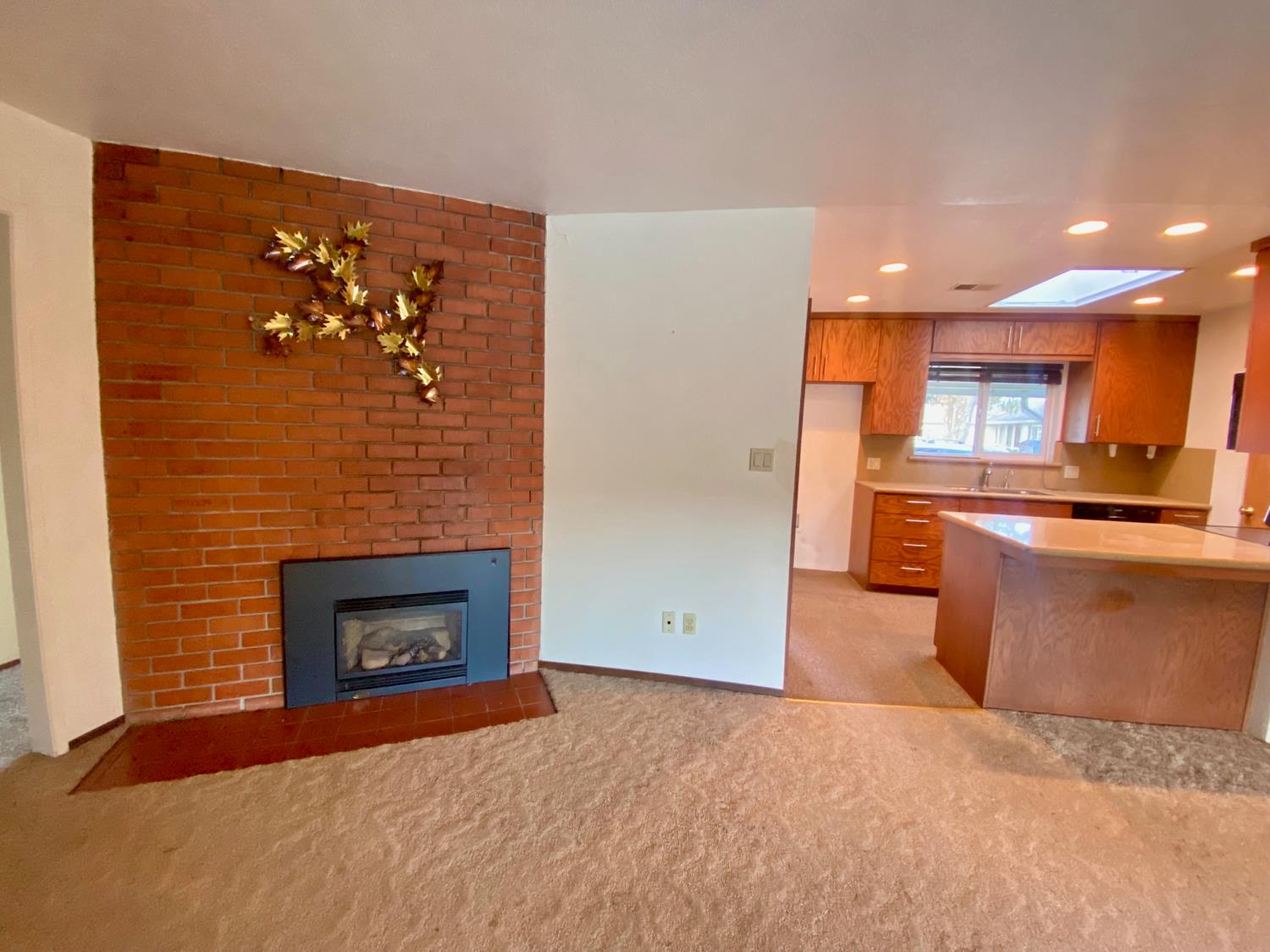 904 Malibu Ct, Modesto, CA 95350