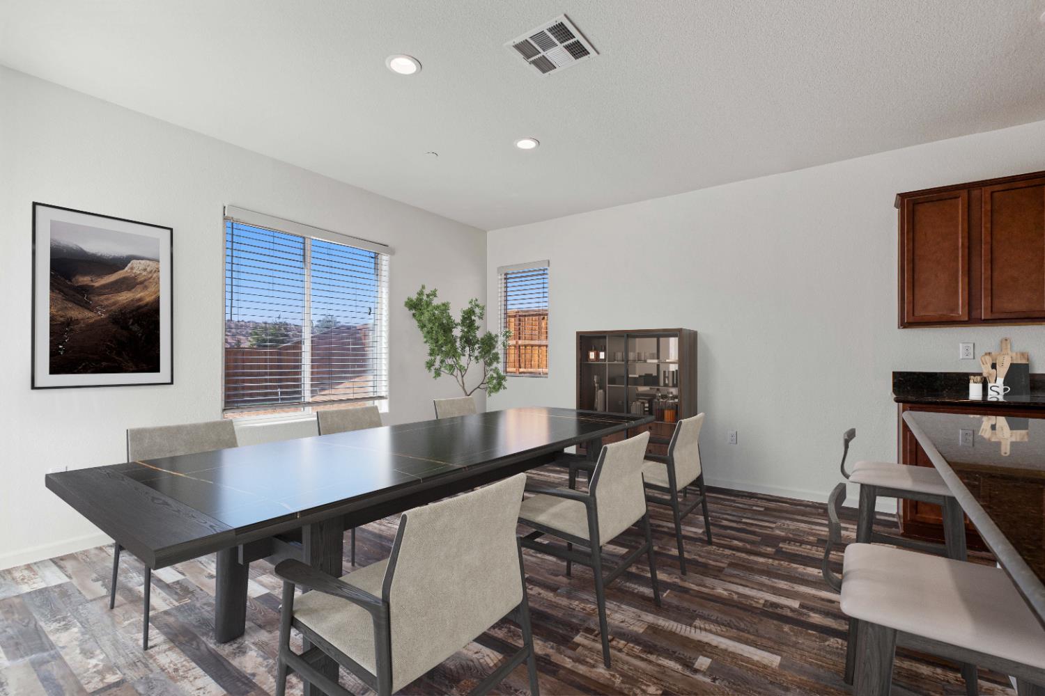 21248 Grapevine Dr, Patterson, CA 95363