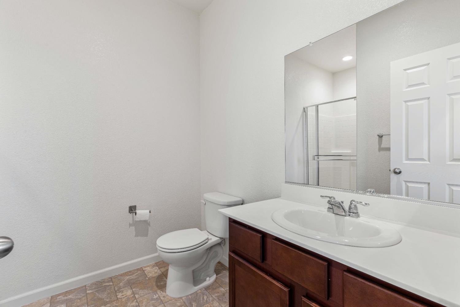 21248 Grapevine Dr, Patterson, CA 95363