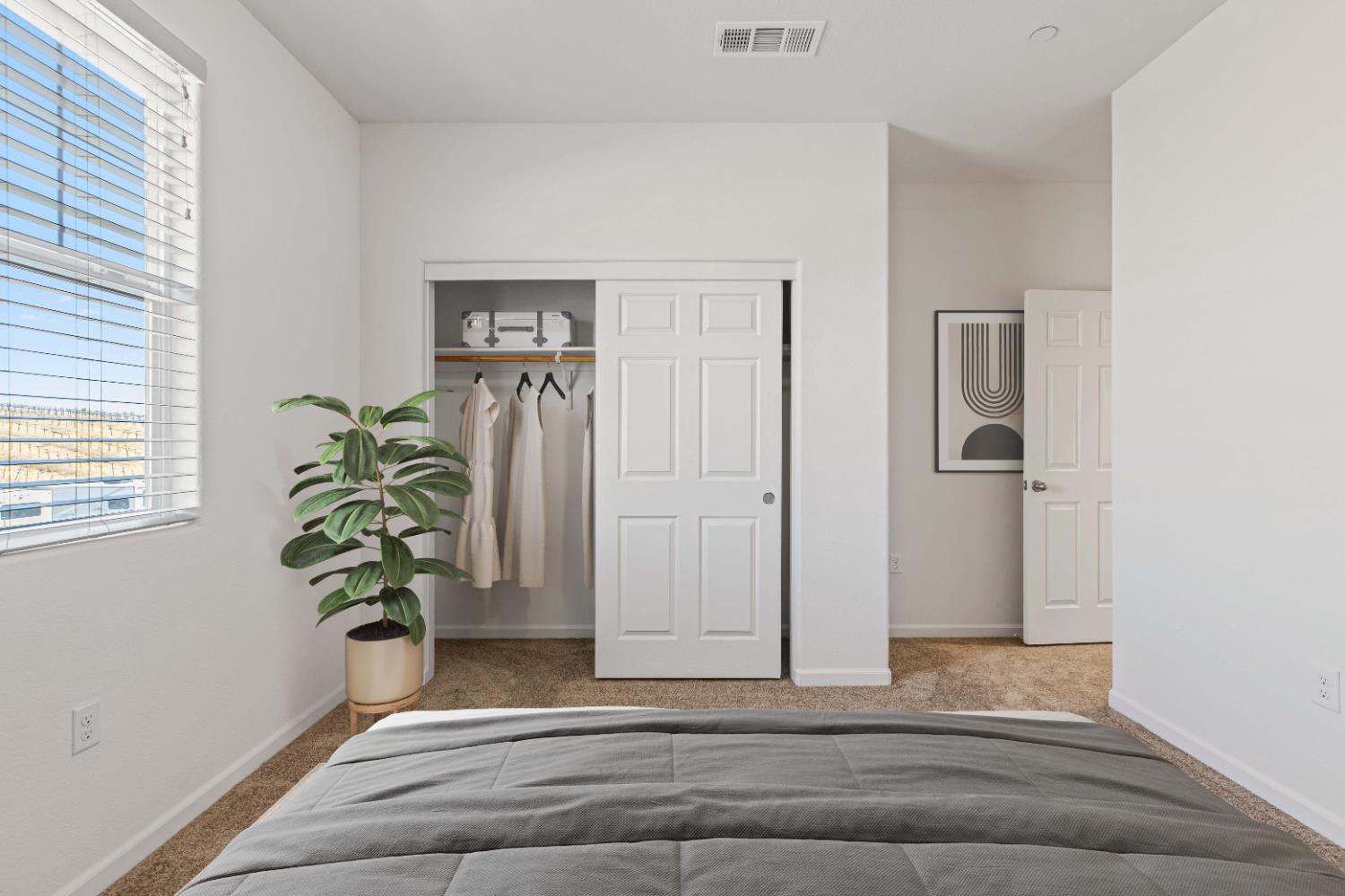 21248 Grapevine Dr, Patterson, CA 95363