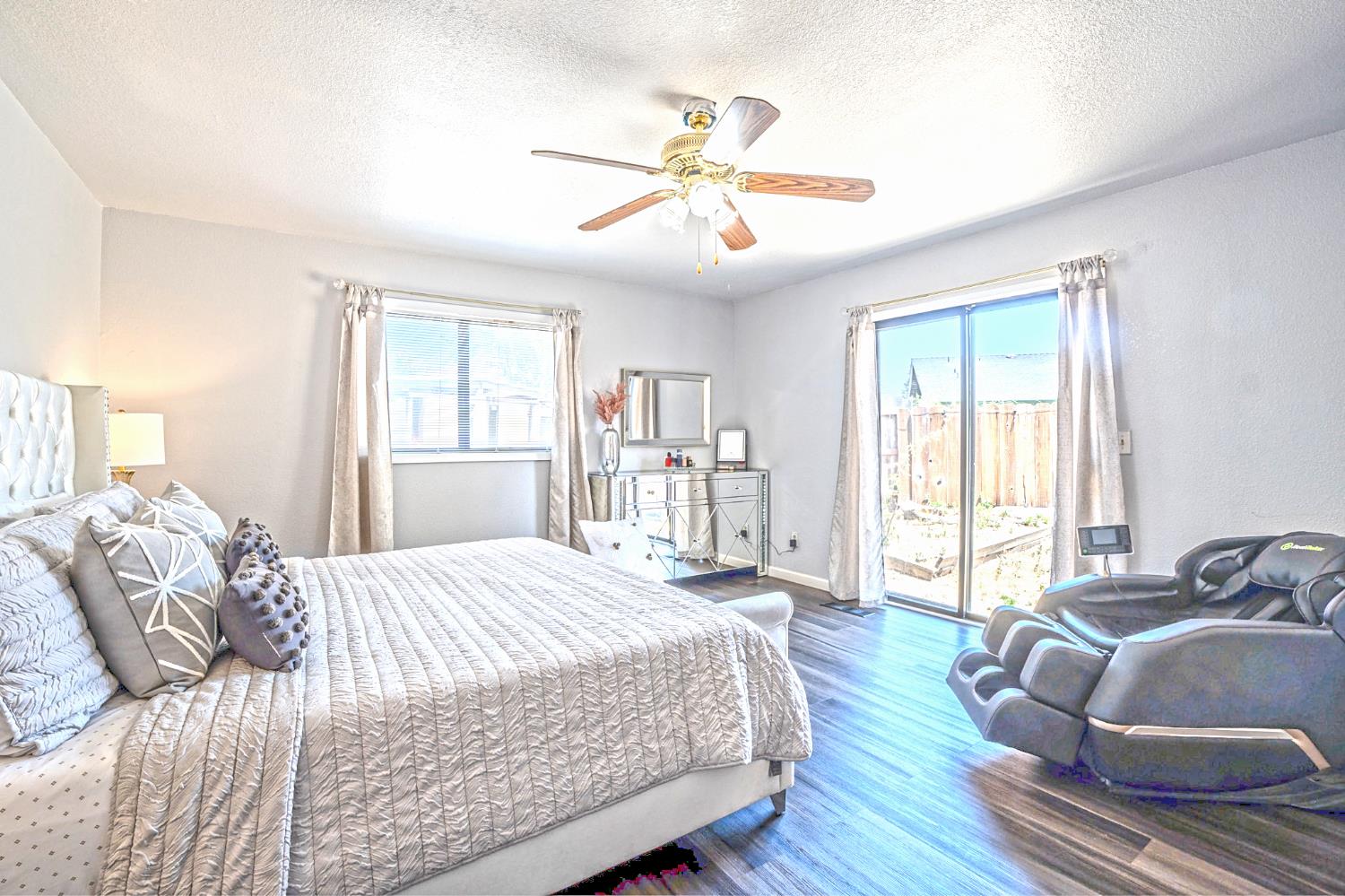 2700 Oxford Ave, Turlock, CA 95382