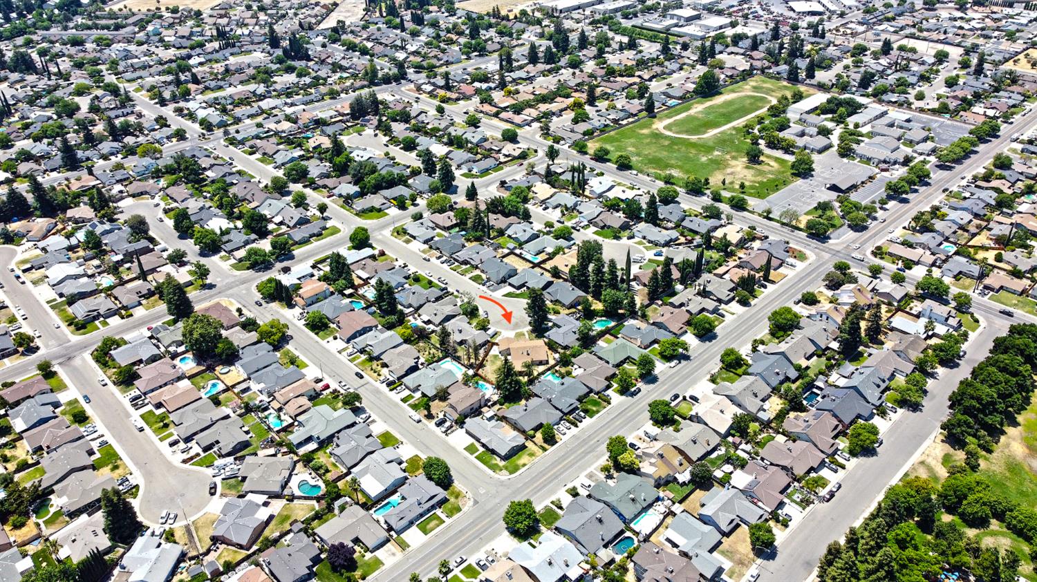 2700 Oxford Ave, Turlock, CA 95382