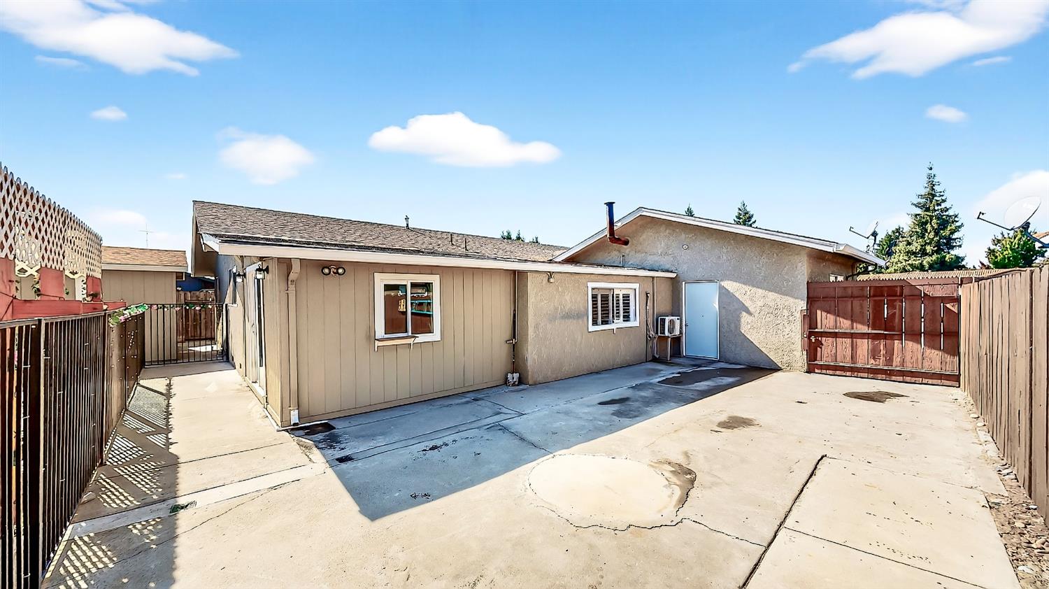 2720 Brooks Ct, Turlock, CA 95382