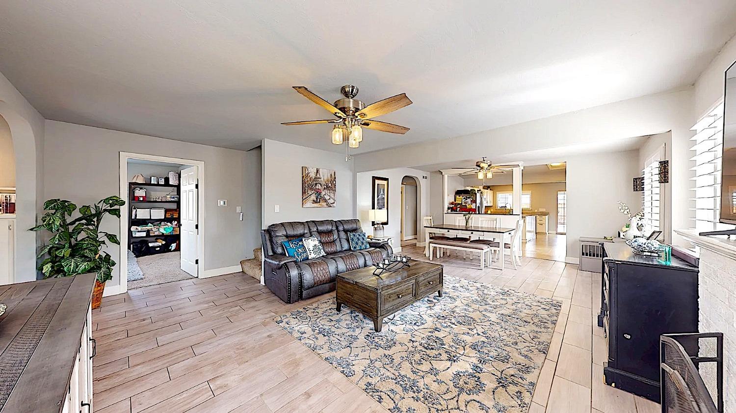 204 N Santa Ana Ave, Modesto, CA 95354