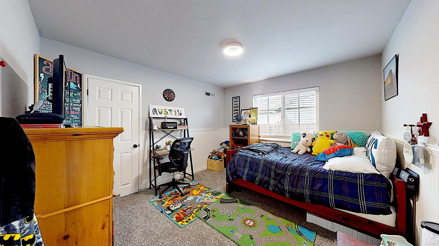 204 N Santa Ana Ave, Modesto, CA 95354