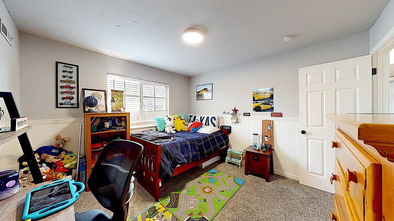 204 N Santa Ana Ave, Modesto, CA 95354