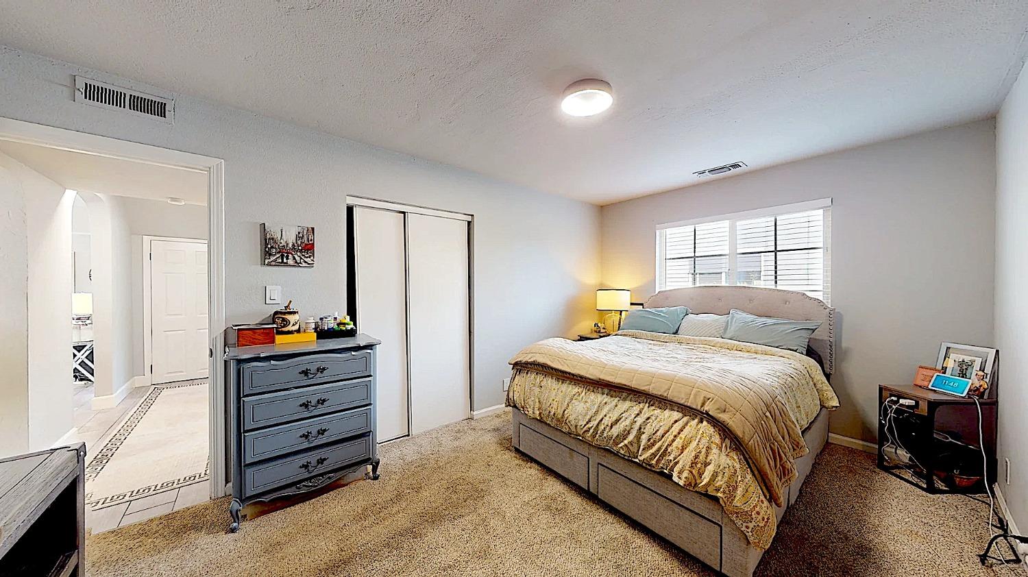 204 N Santa Ana Ave, Modesto, CA 95354