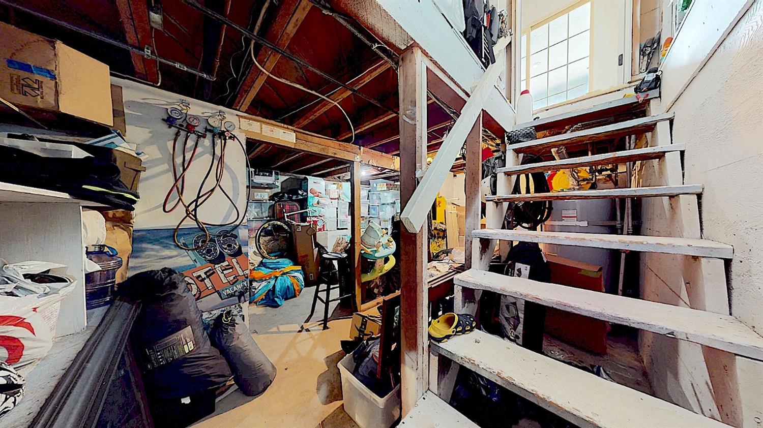 204 N Santa Ana Ave, Modesto, CA 95354