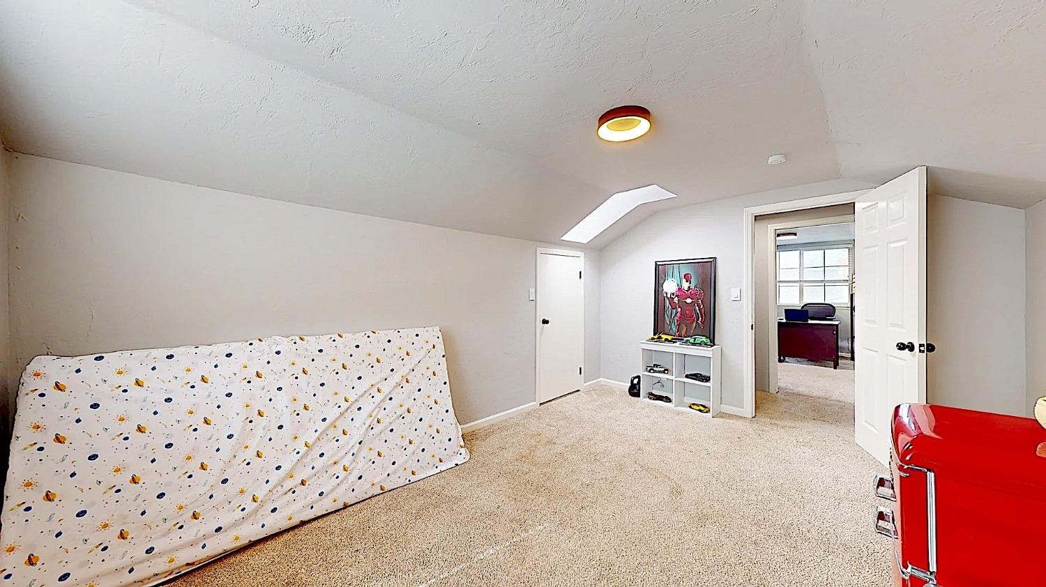 204 N Santa Ana Ave, Modesto, CA 95354