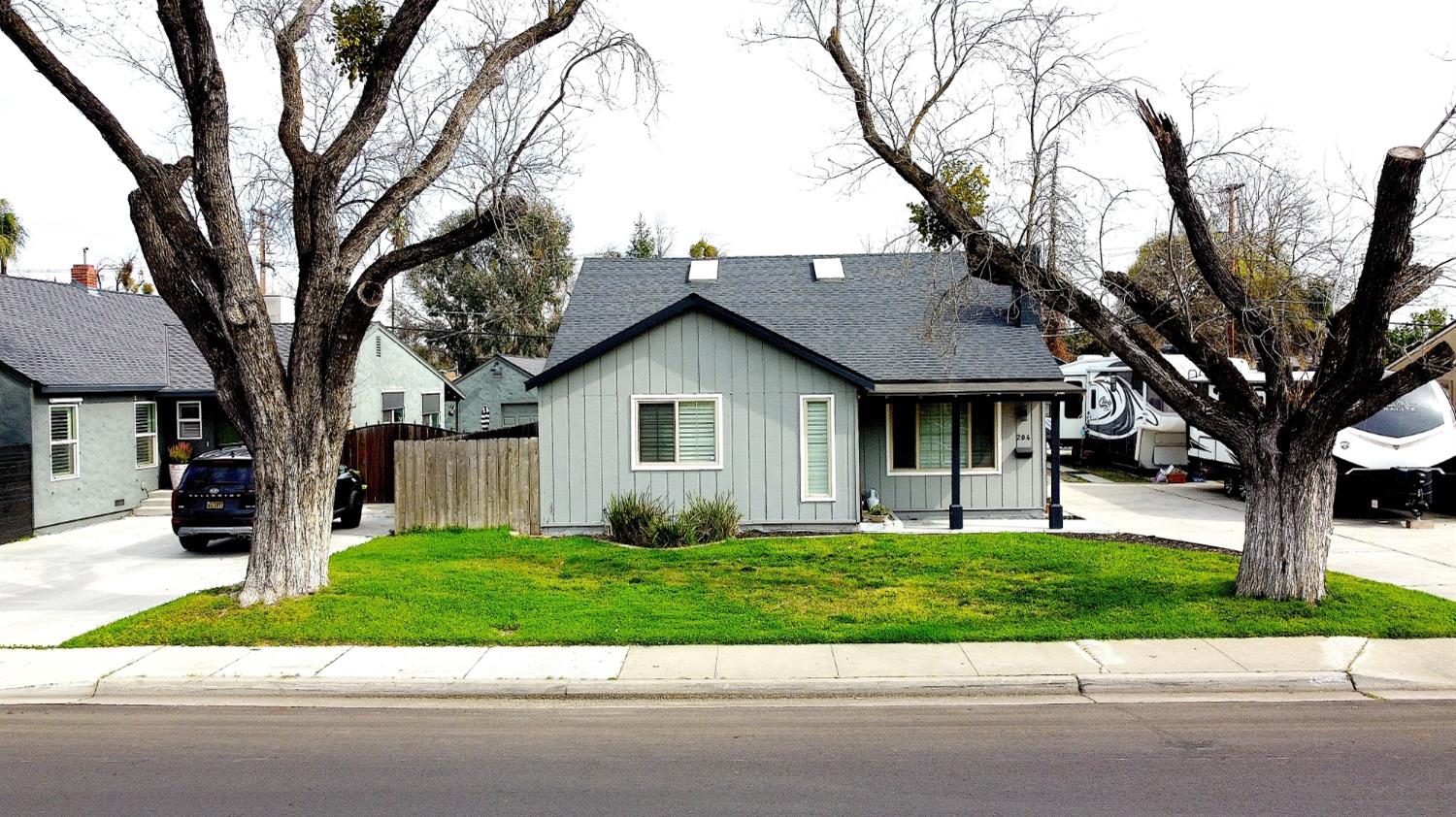 204 N Santa Ana Ave, Modesto, CA 95354