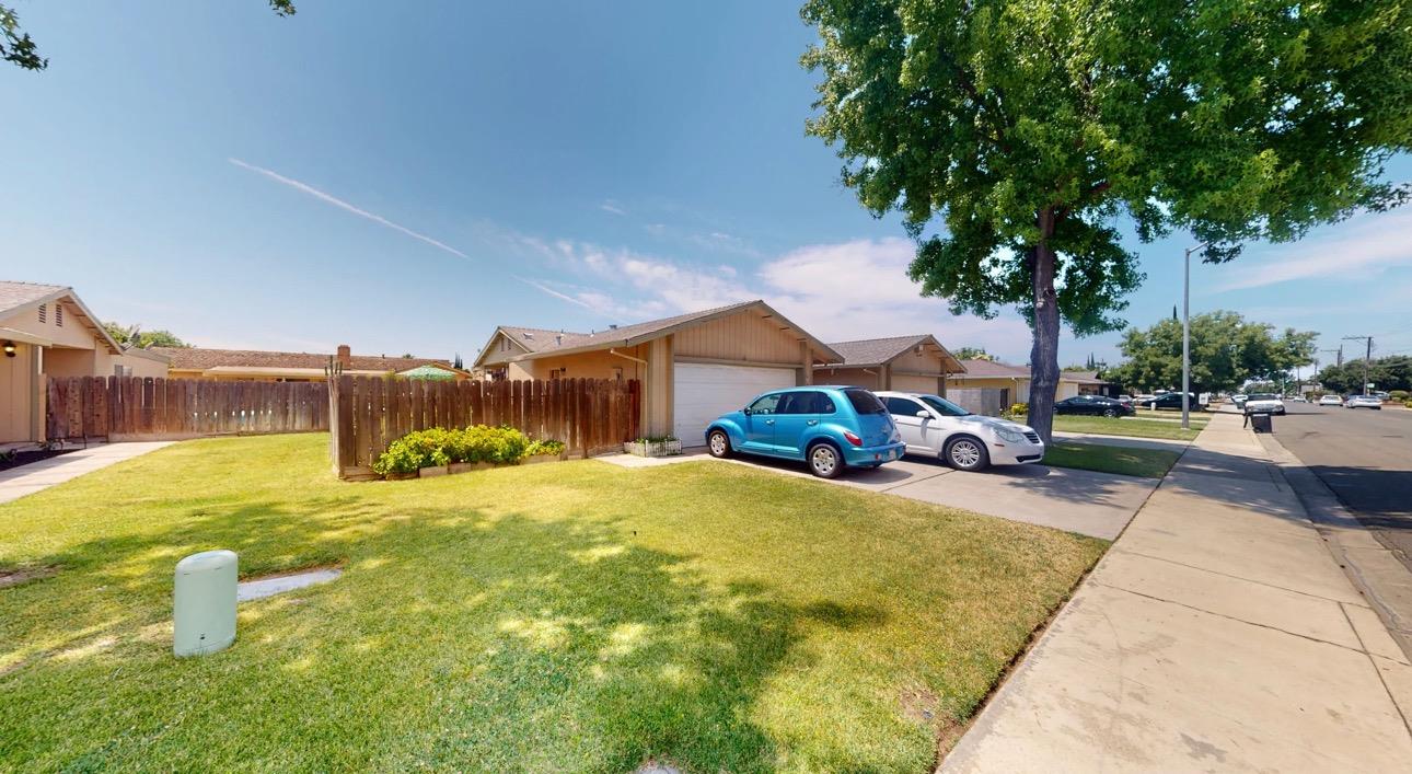 1645 1643 Moffett Rd, Ceres, CA 95307