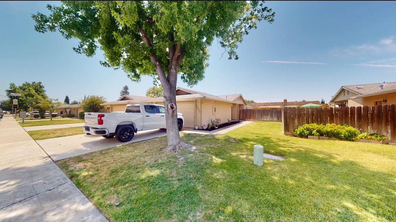 1655 1657 Moffett Rd, Ceres, CA 95307