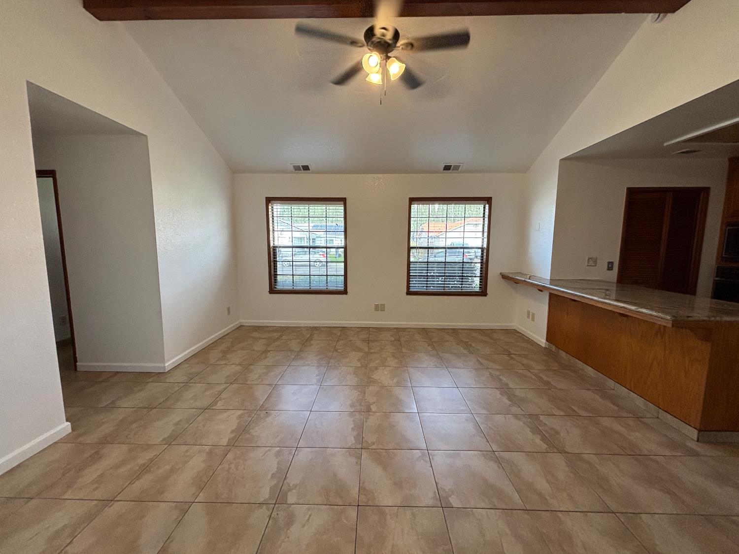 365 Foxmeadow Way, Los Banos, CA 93635