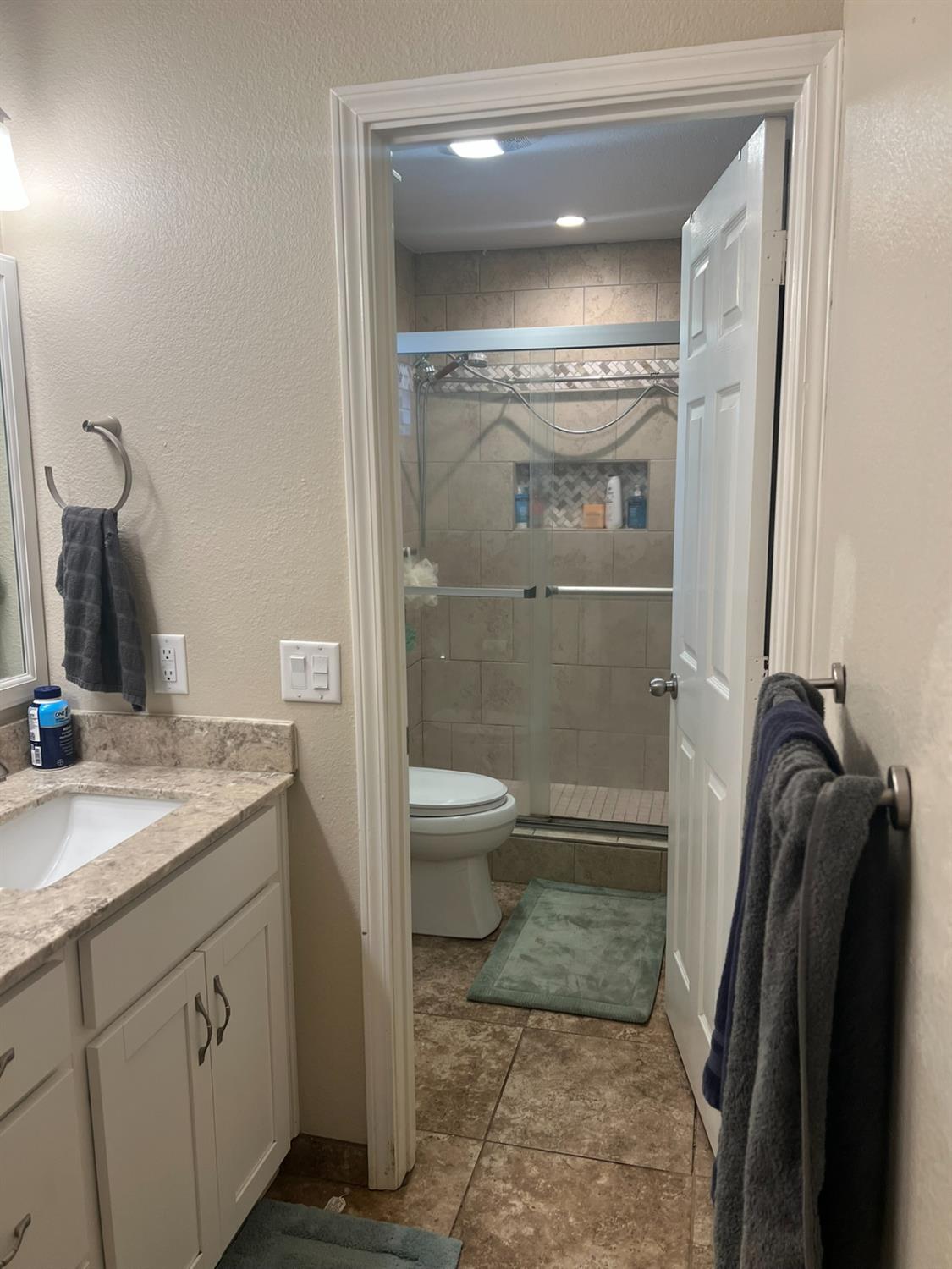 1143 Brownie Ct, Merced, CA 95340