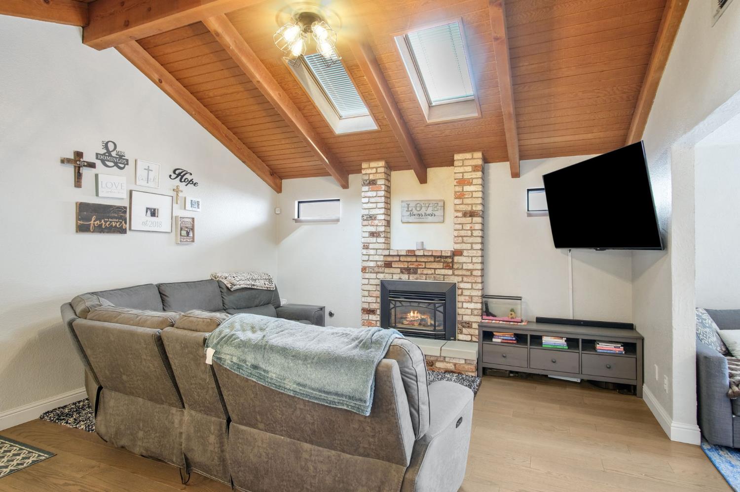 2660 Oxford Ave, Turlock, CA 95382