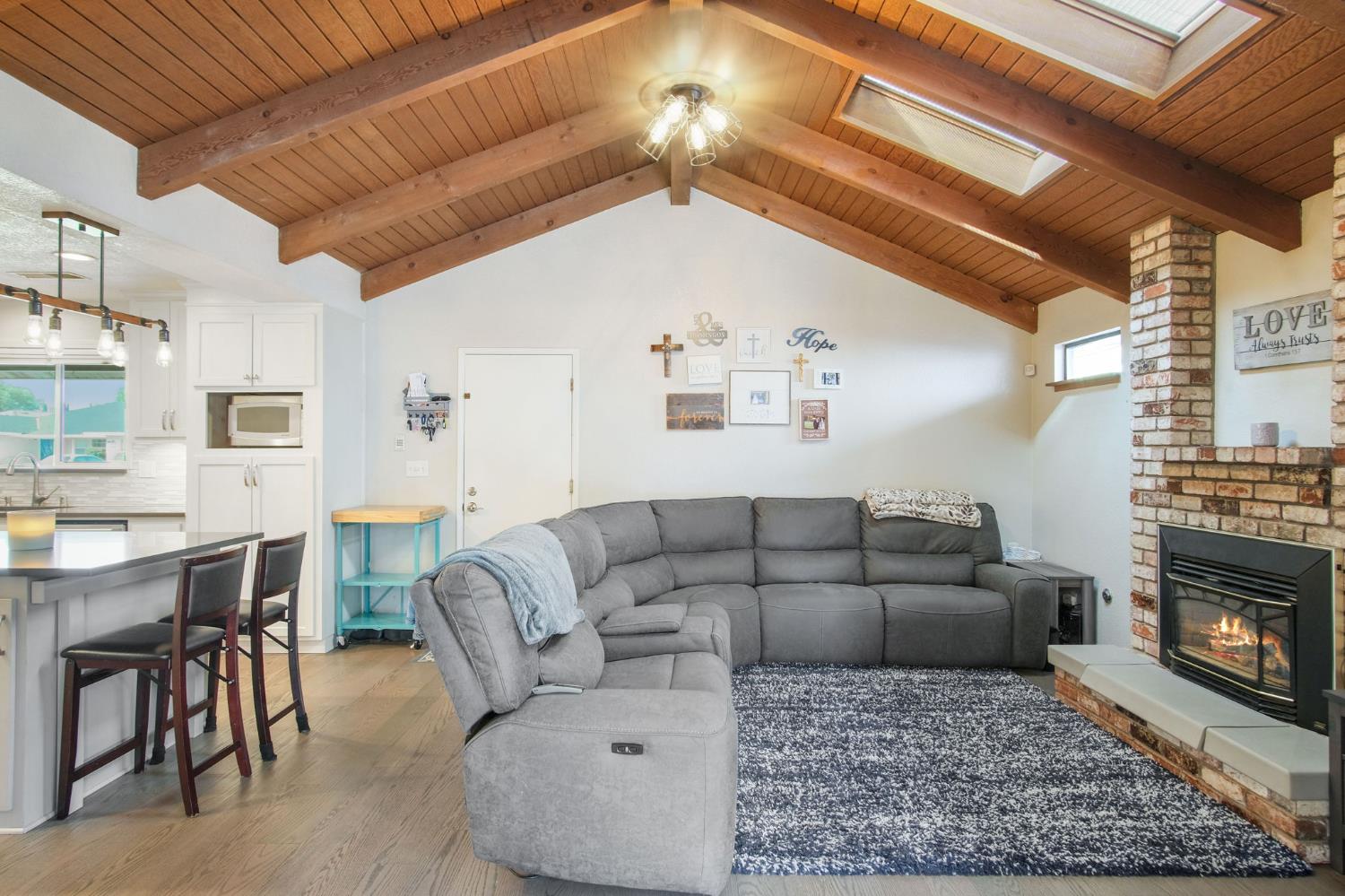 2660 Oxford Ave, Turlock, CA 95382