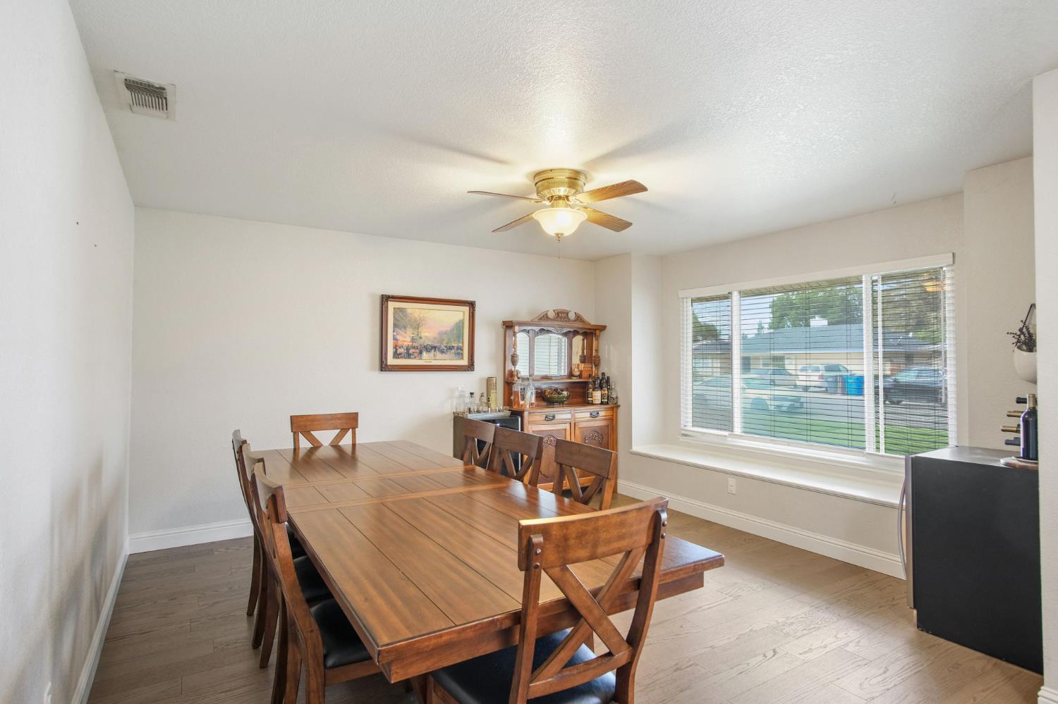 2660 Oxford Ave, Turlock, CA 95382