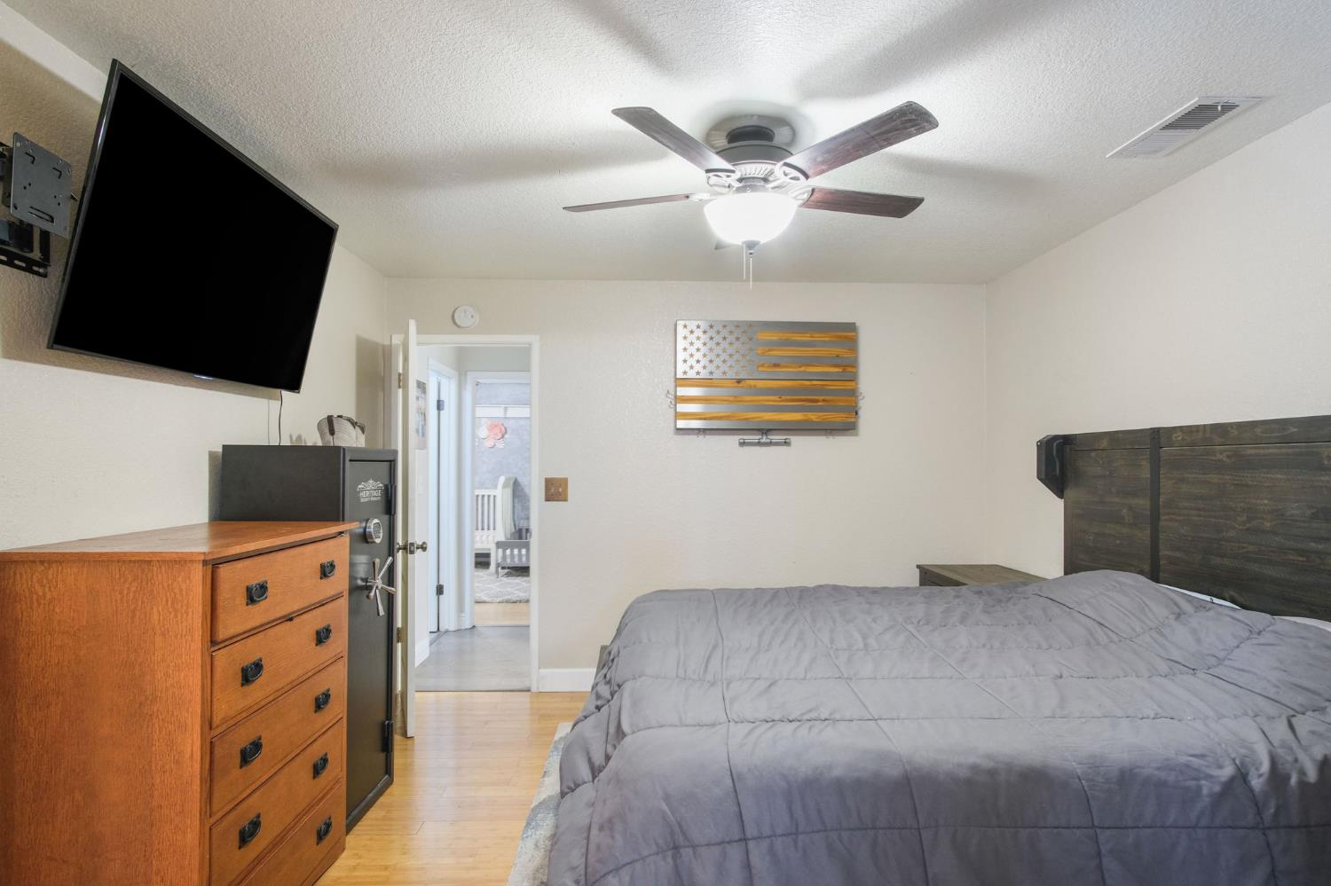 2660 Oxford Ave, Turlock, CA 95382