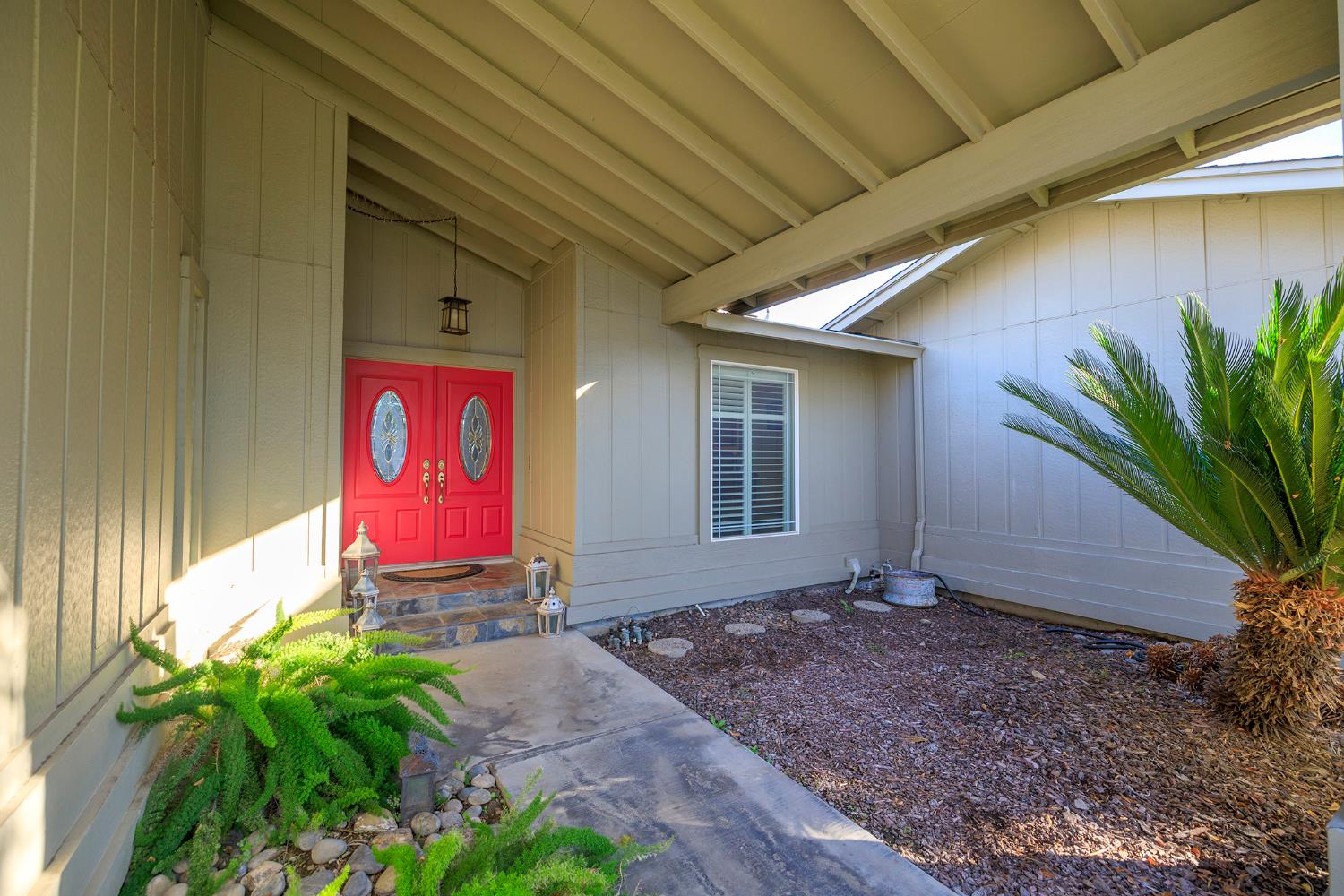 413 Redford Ln, Modesto, CA 95350