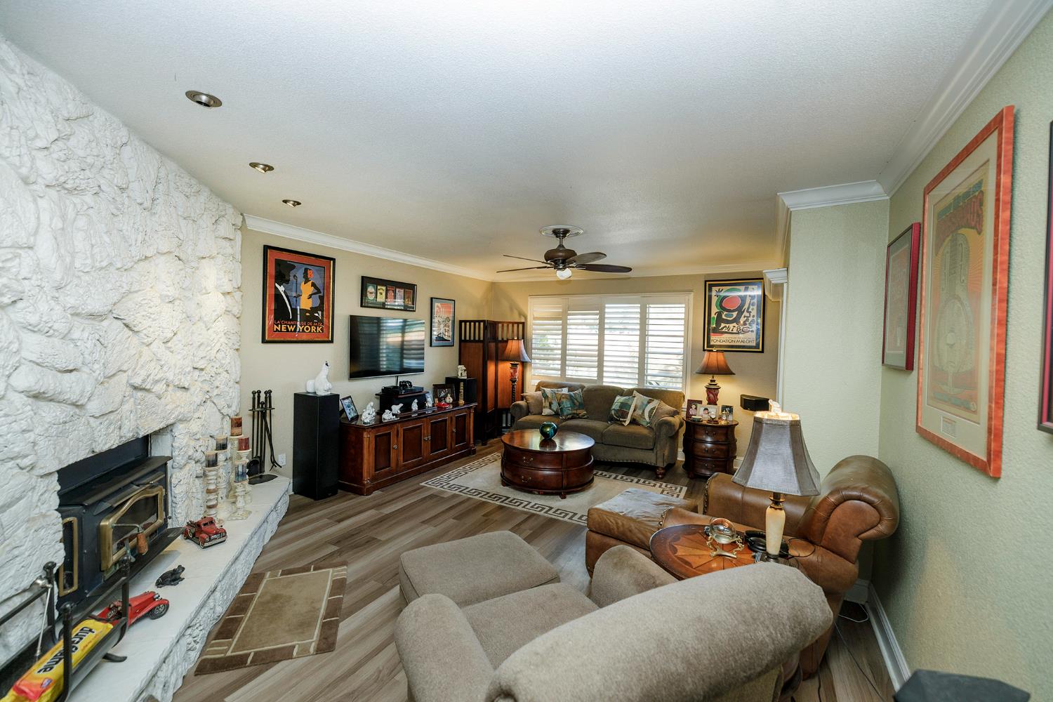 413 Redford Ln, Modesto, CA 95350