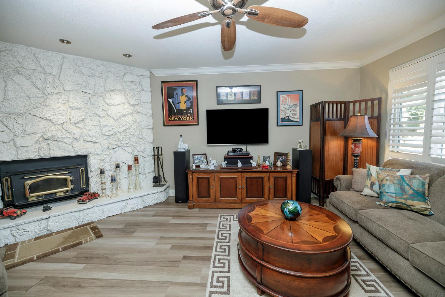 413 Redford Ln, Modesto, CA 95350