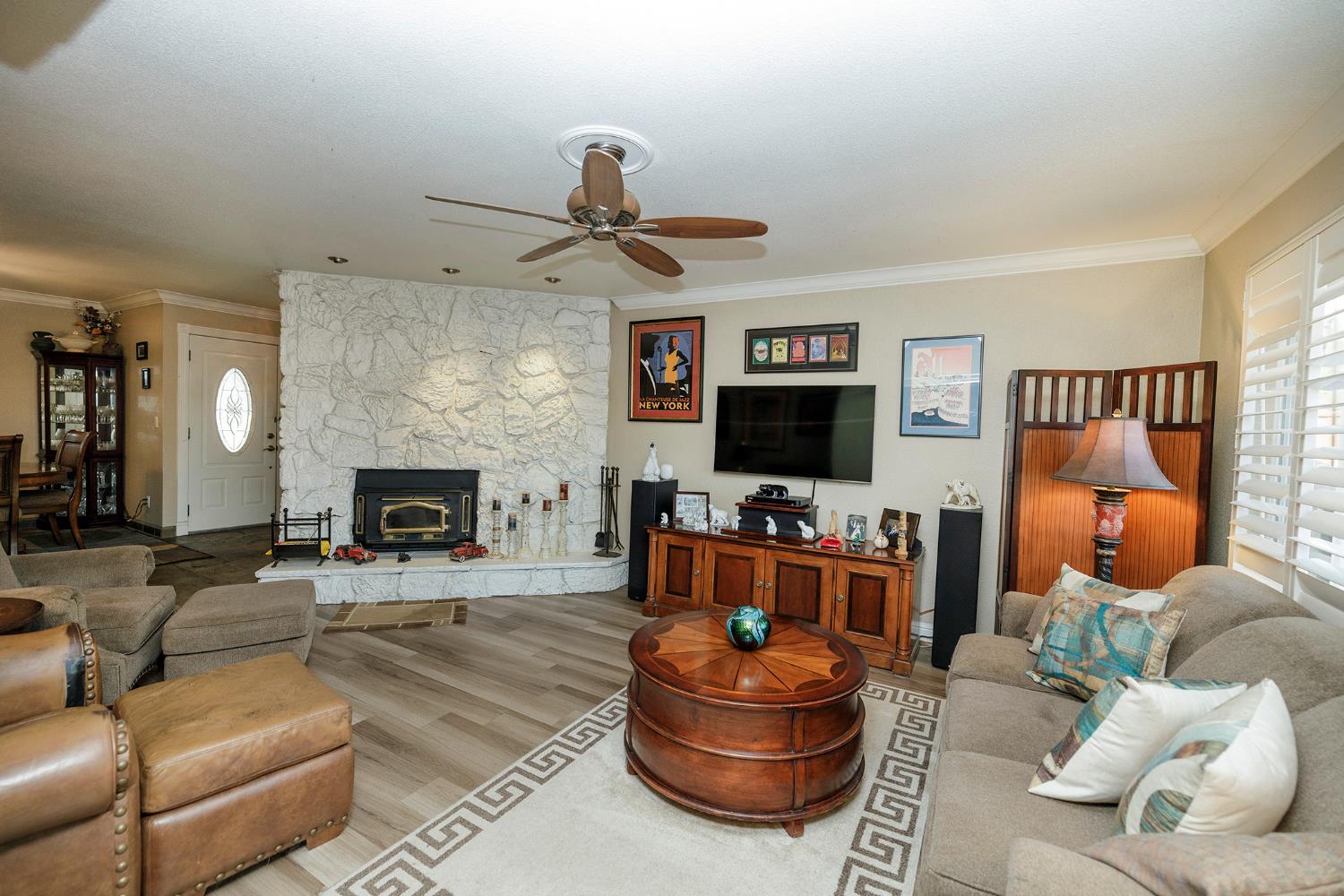 413 Redford Ln, Modesto, CA 95350