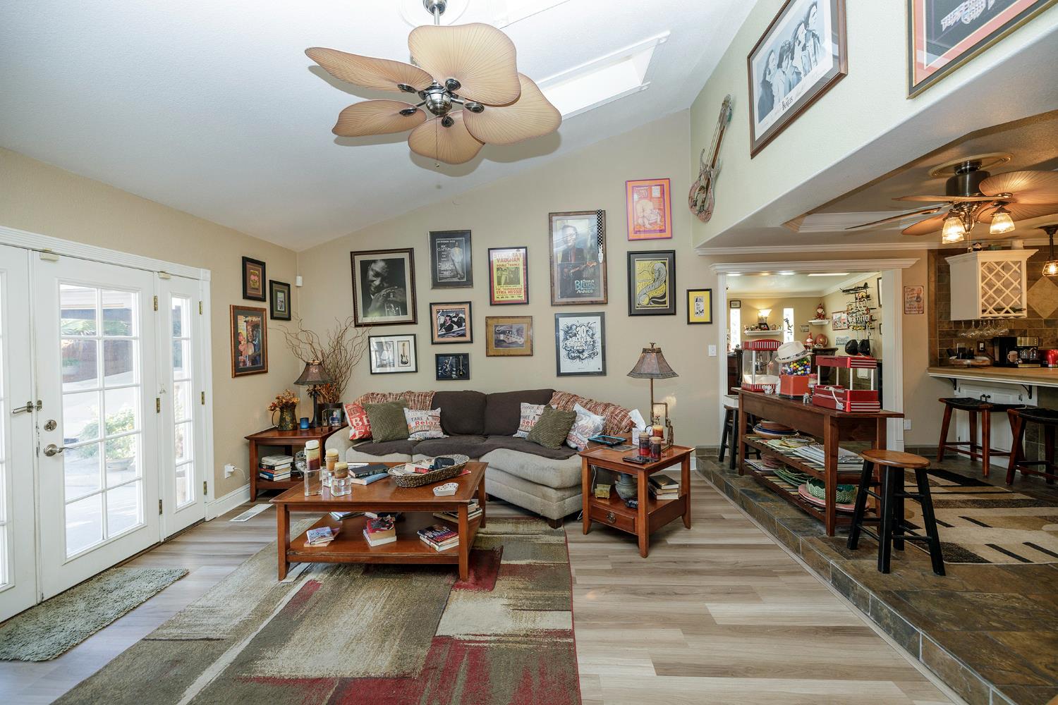 413 Redford Ln, Modesto, CA 95350