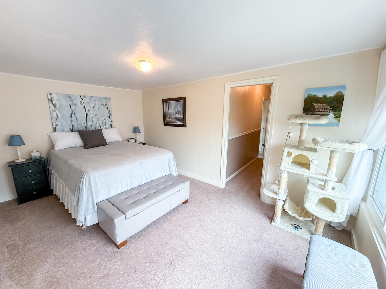 674 Wallis Ave, Gustine, CA 95322