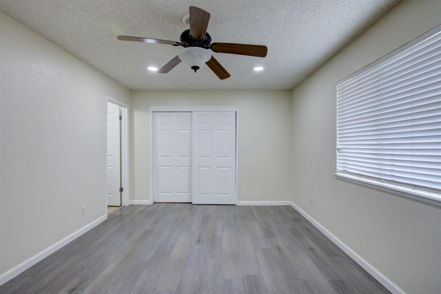 411 N santa monica, Los Banos, CA 93635