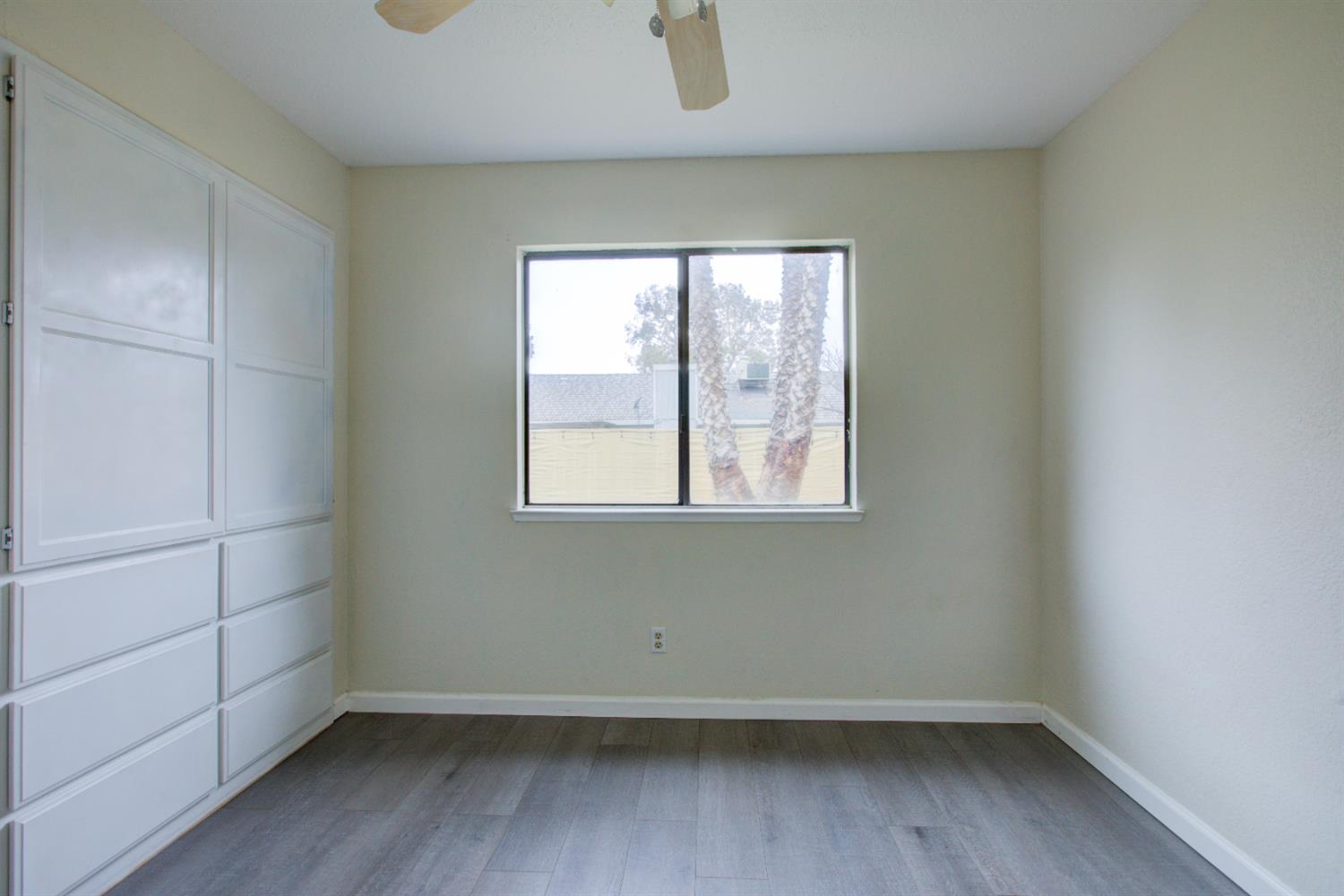 411 N santa monica, Los Banos, CA 93635